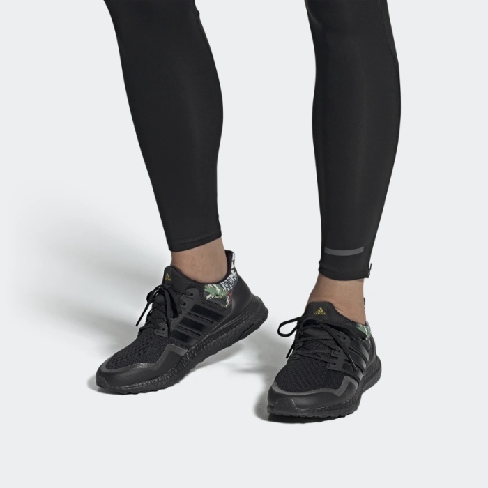 ULTRABOOST DNA SHOES