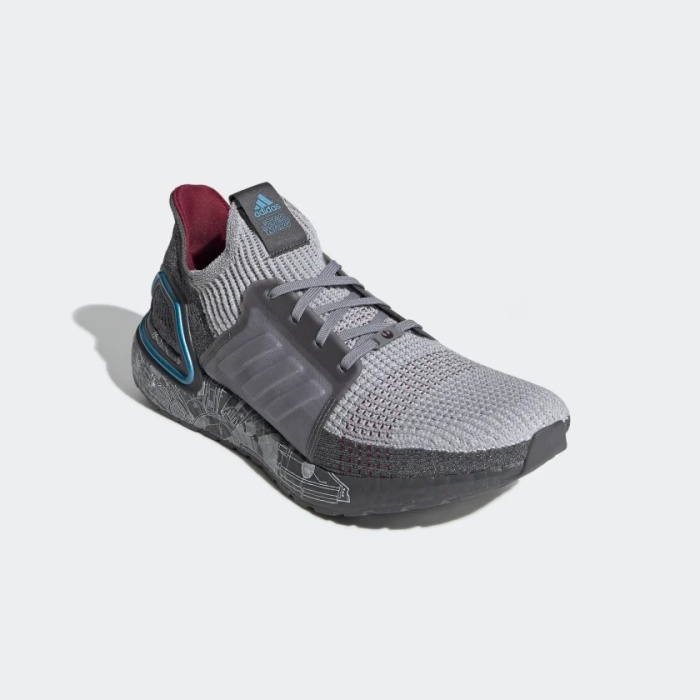 ULTRABOOST 19 STAR WARS SHOES