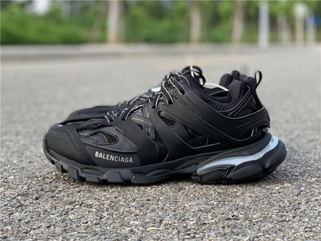 Balenciaga Track LED Trainers 3.0 black