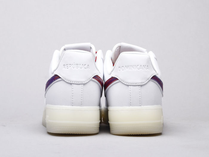 Nike white and gules by aclotzone