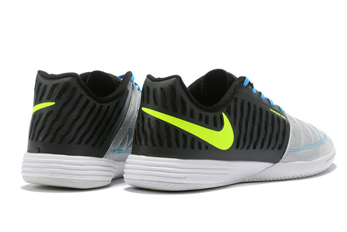 Lunar Gato II MD IC Football Shoes NK008