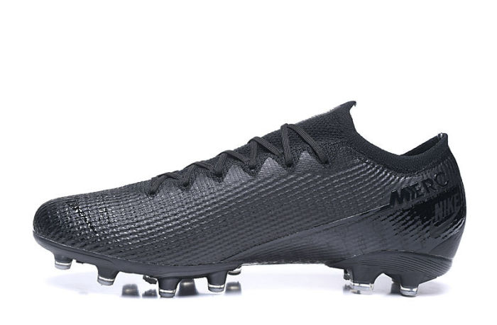 Mercurial Vapor XIII Elite 360 AG Football Shoes