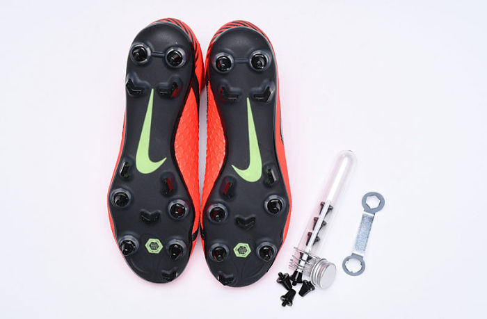 Phantom VSN Elite DF SG Football Boots