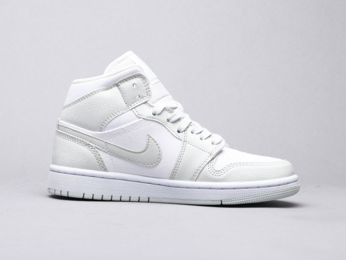NIKE Air Jordan 1 mid by aclotzone