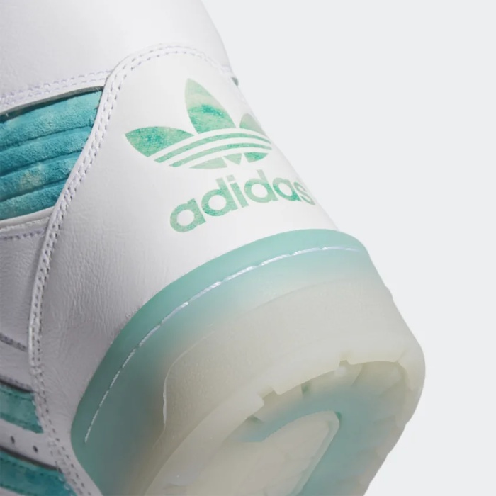 RIVALRY SHOES