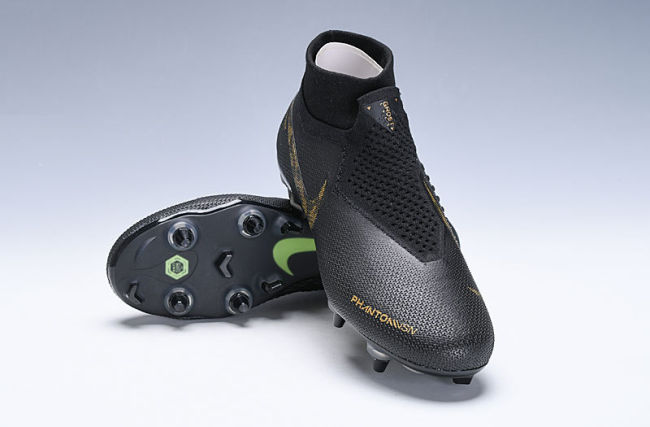 Phantom VSN Elite DF “Black Lux” SG Football Boots