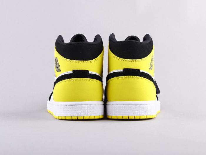 NIKE Air Jordan 1 mid Black yellow by aclotzone