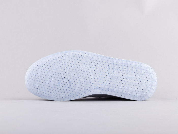 NIKE Air Jordan 1 mid Diamond White by aclotzone
