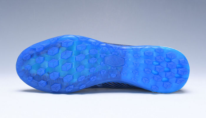 X 19.1 TF Football Boots