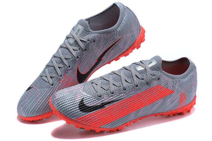 Mercurial Vapor XIII Elite TF Football Shoes