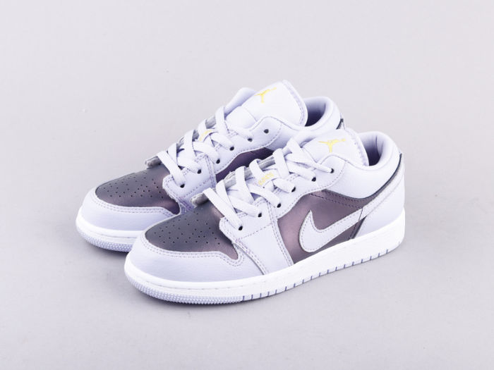 NIKE Air Jordan 1 violet by aclotzone