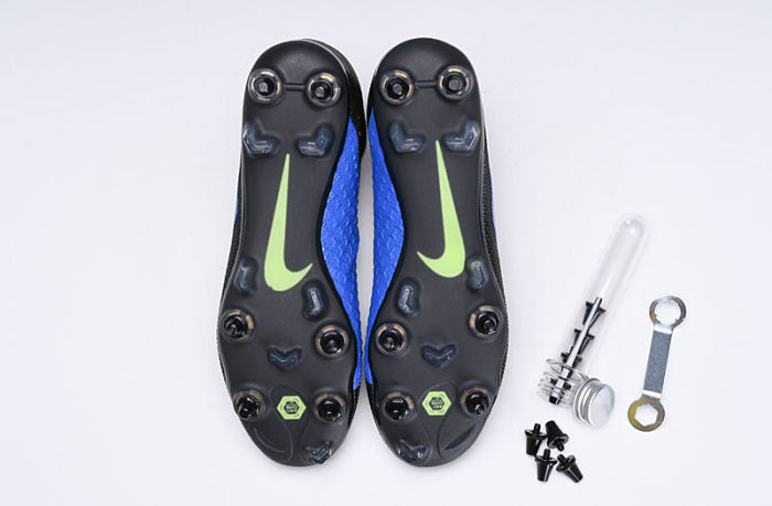 Phantom VSN Elite DF SG Football Boots