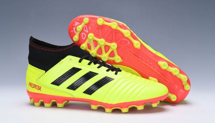 Predator 19.3 AG Football Boots