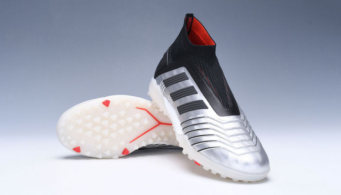 Predator 19 TF Football Boots