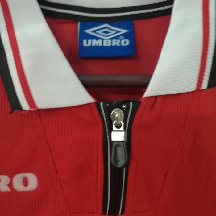 Manchester United 1998/1999 Retro Classic  soccer jerseys