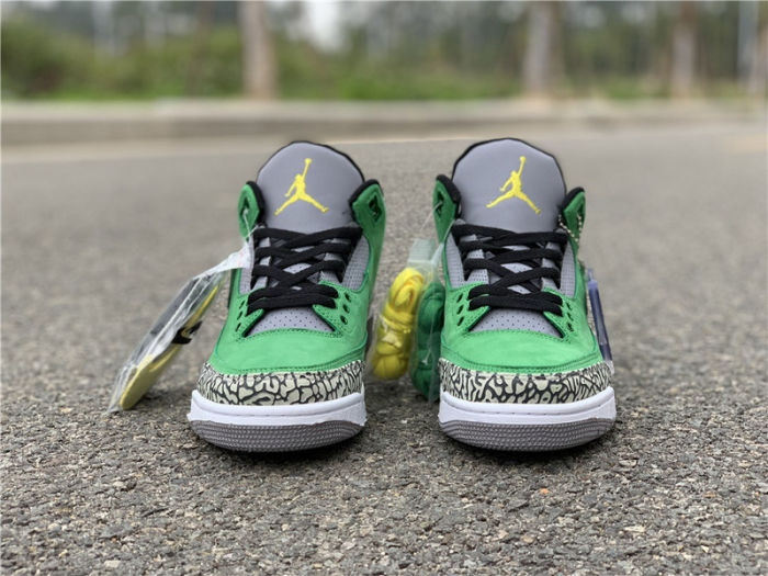 Air Jordan 3 Tinker Oregon Ducks PE by shootjerseys