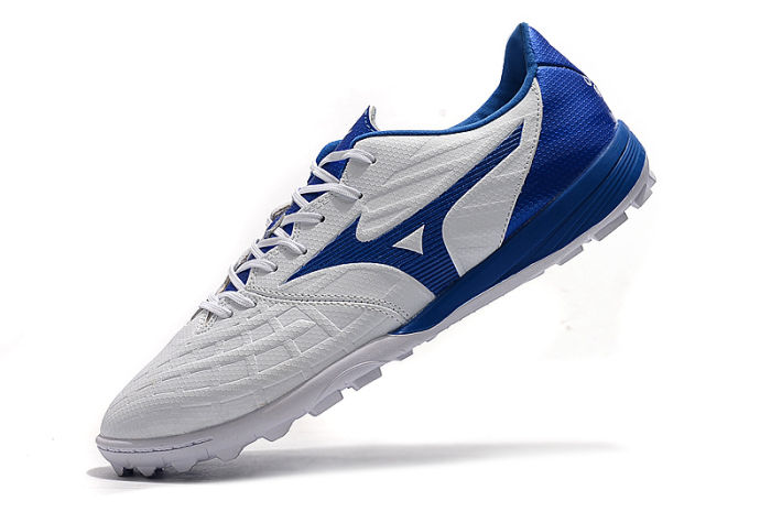 Rebula 3 TF Football Shoes