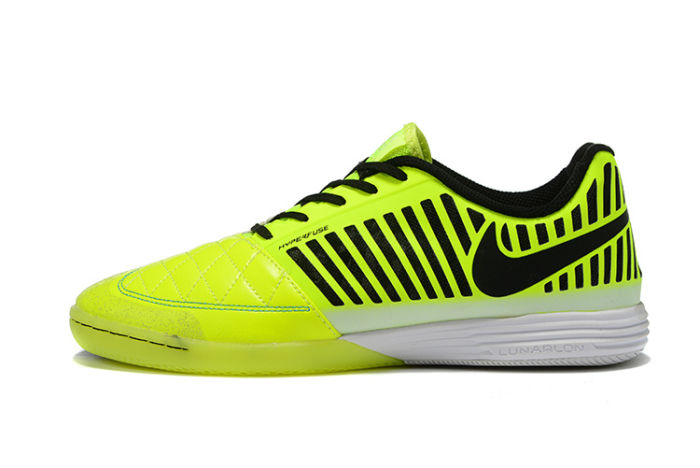 Lunar Gato II MD IC Football Shoes NK006