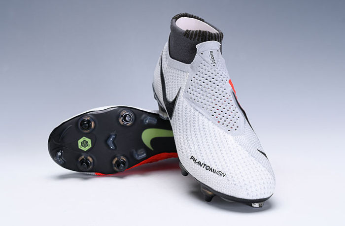Phantom VSN Elite DF SG Football Boots