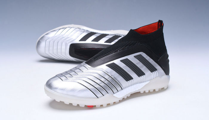 Predator 19 TF Football Boots