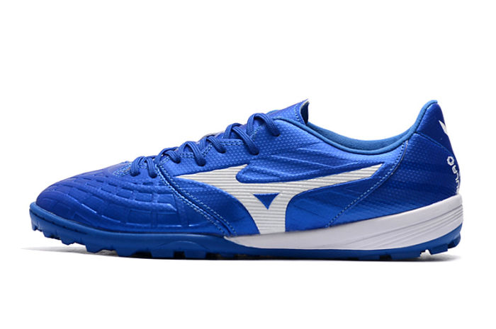 Rebula 3 TF Football Shoes