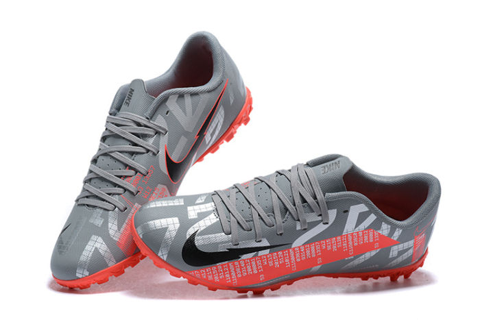 Mercurial Vapor XIII Academy TF Football Shoes