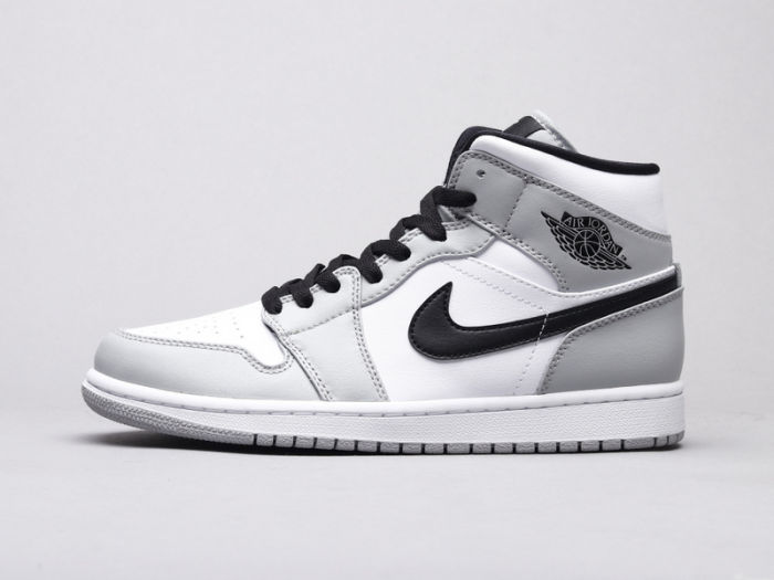 Air Jordan 1 mid by aclotzone