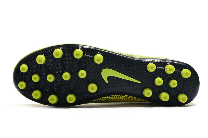 Mercurial Vapor XIII Elite AG Football Shoes