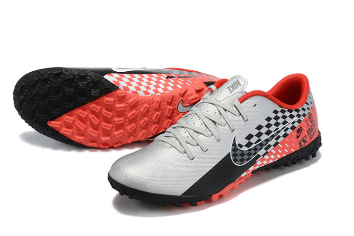 Mercurial Vapor 13 Academy TF Football Shoes