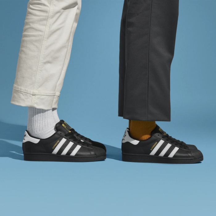 SUPERSTAR SHOES