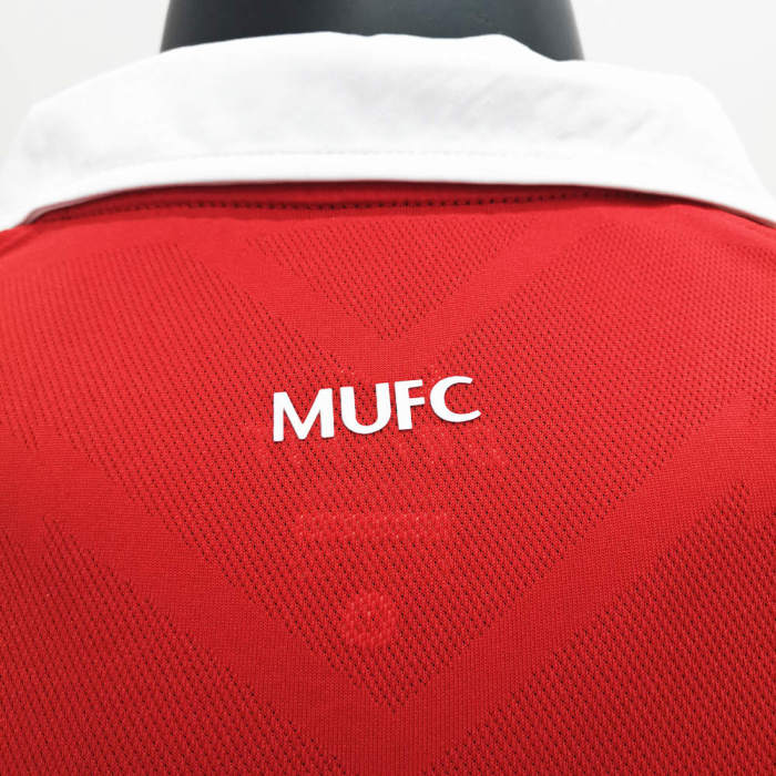 Manchester United 2010/2011 Home Retro Soccer Jerseys