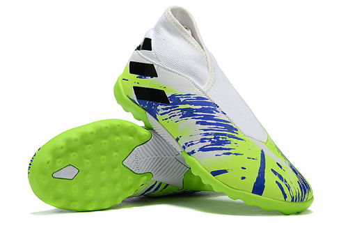 Nemeziz 19.3 Laceless TF Football Shoes