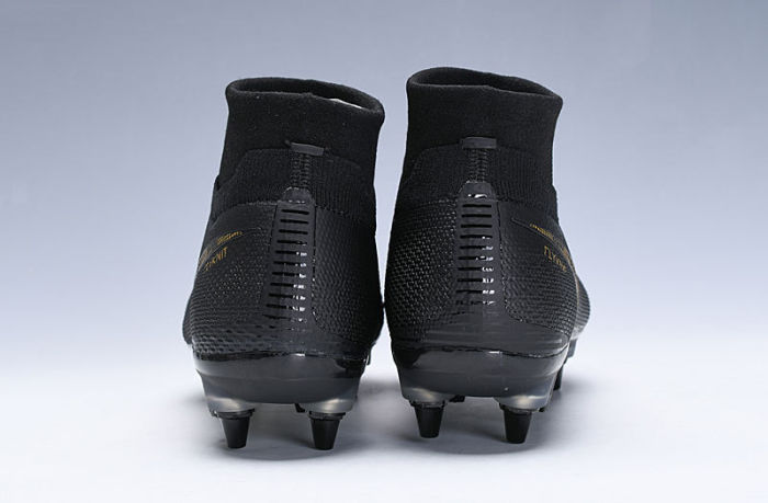 Phantom VSN Elite DF “Black Lux” SG Football Boots