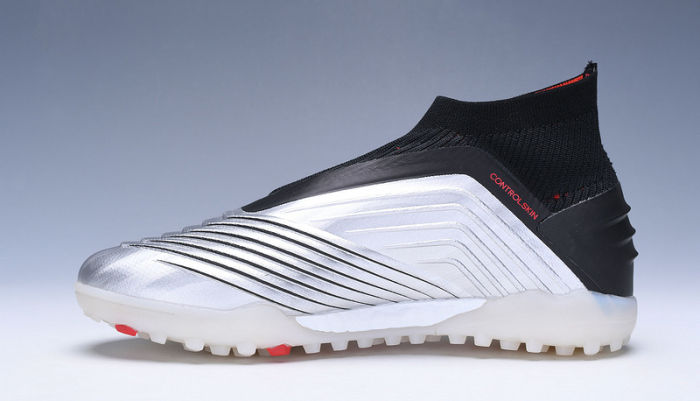 Predator 19 TF Football Boots