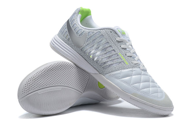 Lunar Gato II MD IC Football Shoes NK018