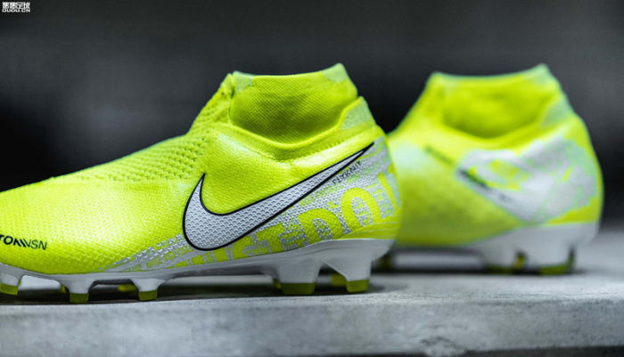Phantom VSN Elite DF FG Football Boots