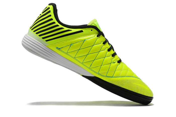 Lunar Gato II MD IC Football Shoes NK006