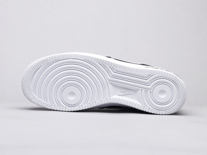 Nike black by aclotzone