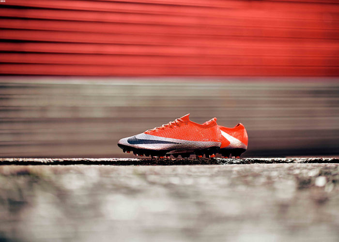 Mercurial Vapor XIII Elite FG - Max Orange/Abyss/Silver/Black