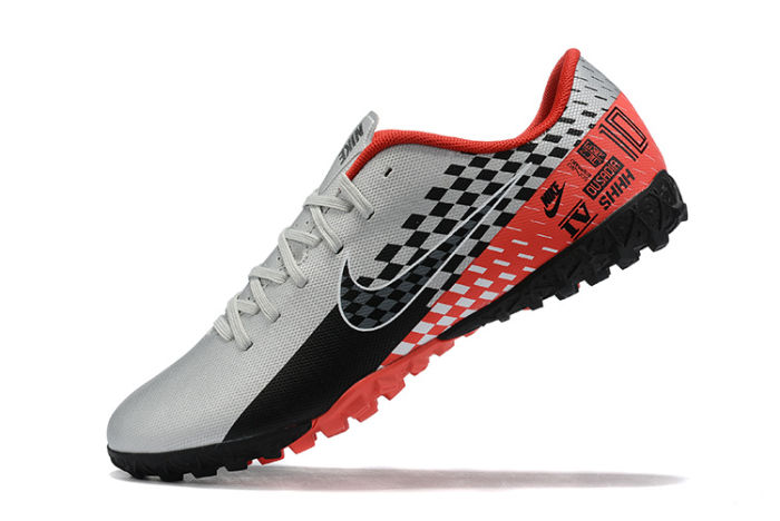 Mercurial Vapor 13 Academy TF Football Shoes