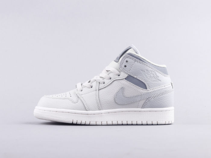 NIKE Air Jordan 1 mid Foggy grey by aclotzone