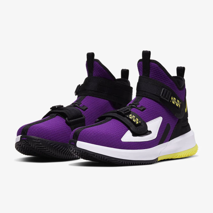 LeBron Soldier 13 FlyEase