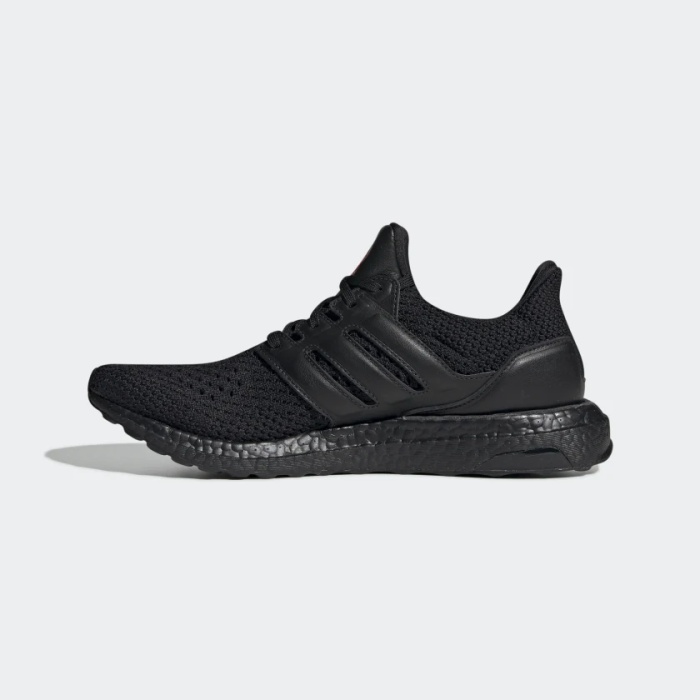 MANCHESTER UNITED ULTRABOOST CLIMA SHOES