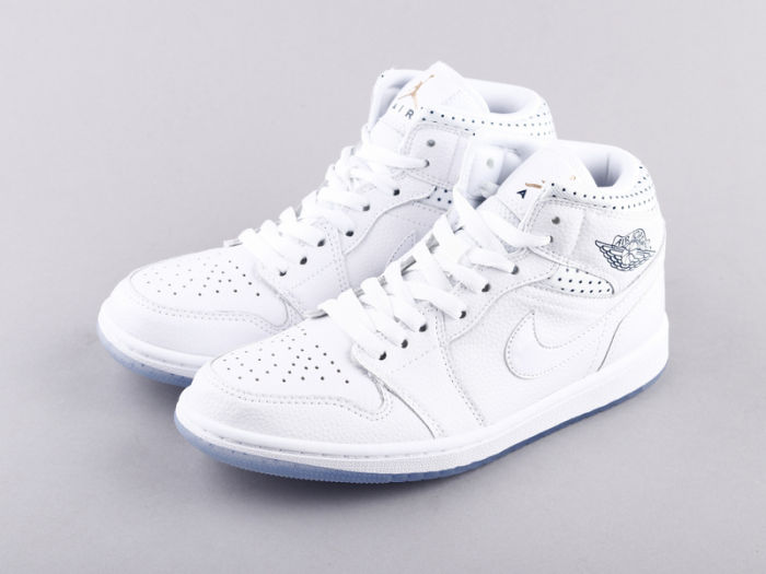 NIKE Air Jordan 1 mid Diamond White by aclotzone