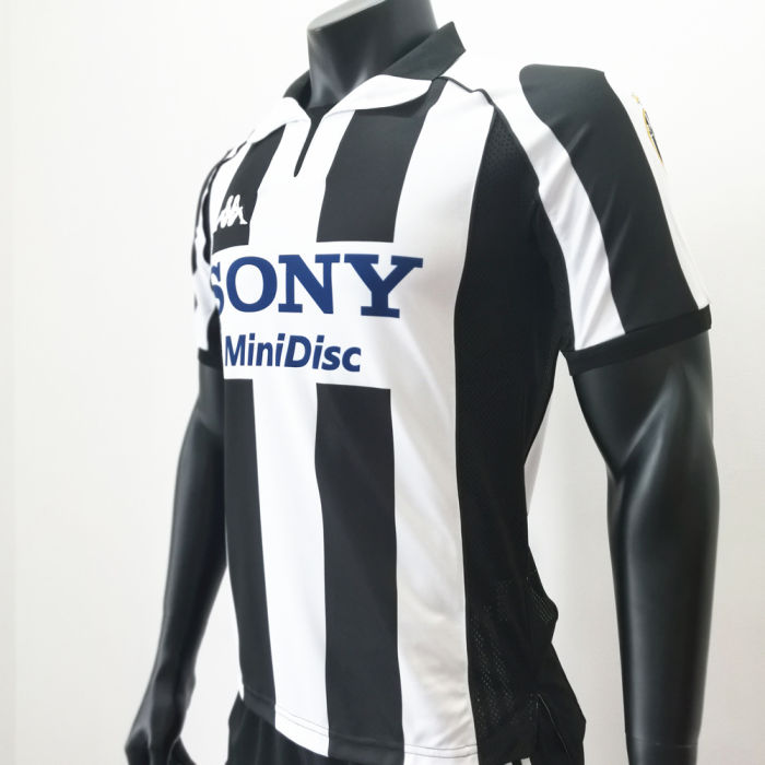 Juventus 1997/1998 Home Retro Soccer Jerseys