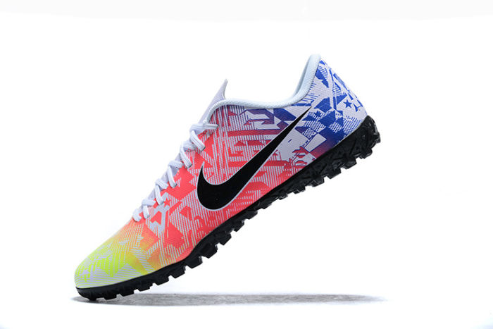 Mercurial Vapor XIII Academy TF Football Shoes
