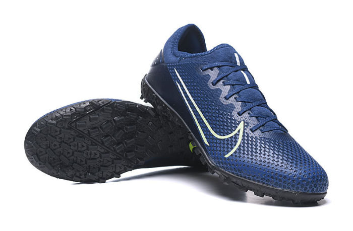 Mercurial Vapor 13 Pro CR7 TF Football Shoes
