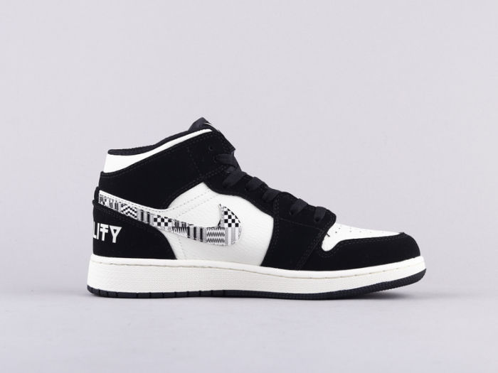NIKE Air Jordan 1 mid Black month by aclotzone