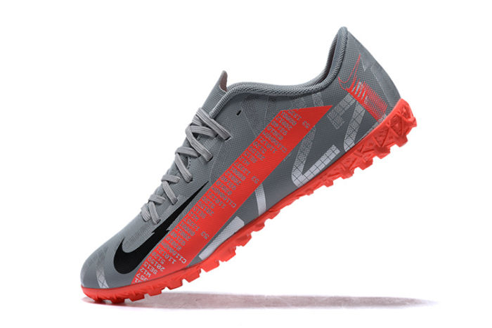 Mercurial Vapor XIII Academy TF Football Shoes
