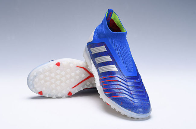 Predator 19 TF Football Boots